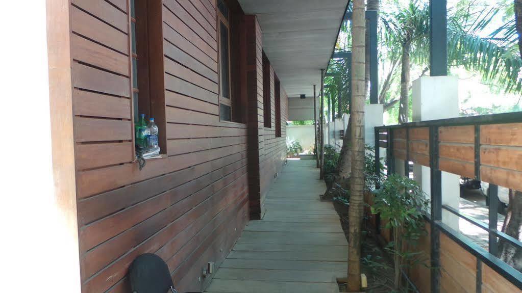 Treebo Trend Wilson Garden Hotel Bangalore Exterior photo